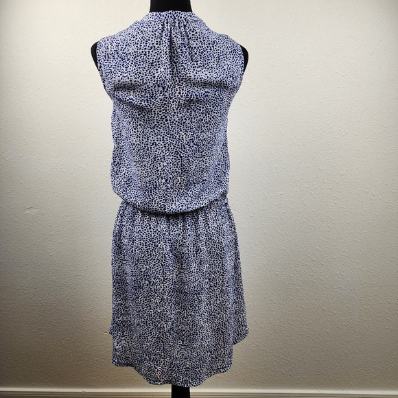 Hilary Radley Women's Size 2 Sleeveless Above Knee Tunic Dress Blue and White - Picture 3 of 9